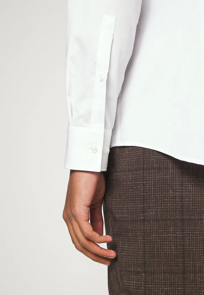 HUGO KOEY - Chemise Classique - Open White 6 HUGO KOEY - Chemise Classique - Open White – Image 6