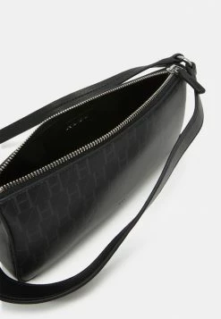 HUGO LEXI BAGUETTE - Sac à Main - Open Miscellaneous -Pas Cher Hugo Boutique f09df8d1c062413a94747127ad05f36e