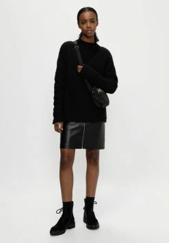 HUGO SOTTELLINA - Pullover - Black -Pas Cher Hugo Boutique fb3873af3c394ba0a9915dc4f43ebdc9